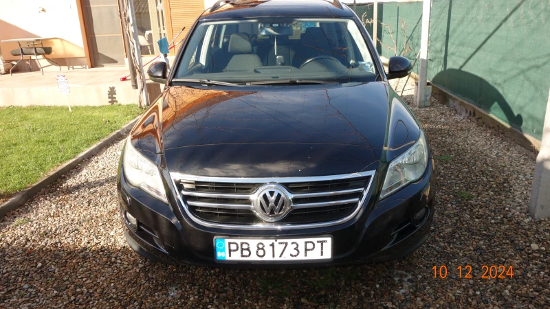 VW Tiguan, снимка 10 - Автомобили и джипове - 48074906