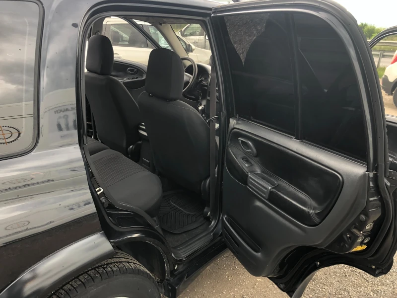 Suzuki Grand vitara 2.0 ГЪРЦИЯ, снимка 14 - Автомобили и джипове - 50425017