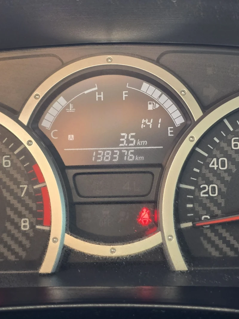 Suzuki Jimny 1.3 EuRo 6B, снимка 11 - Автомобили и джипове - 51343158