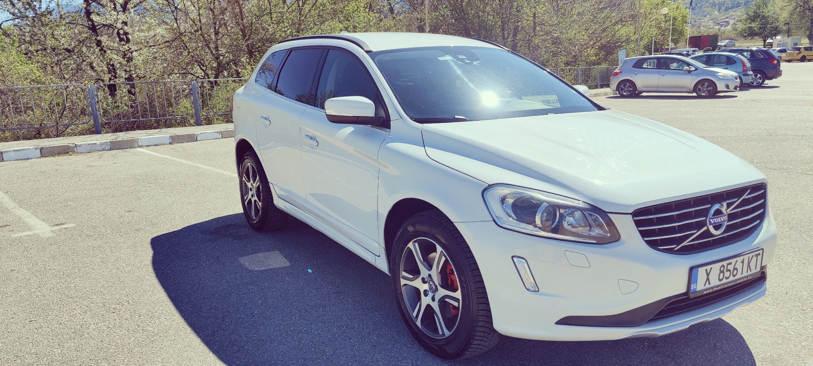 Volvo XC60 D4 - изображение 5