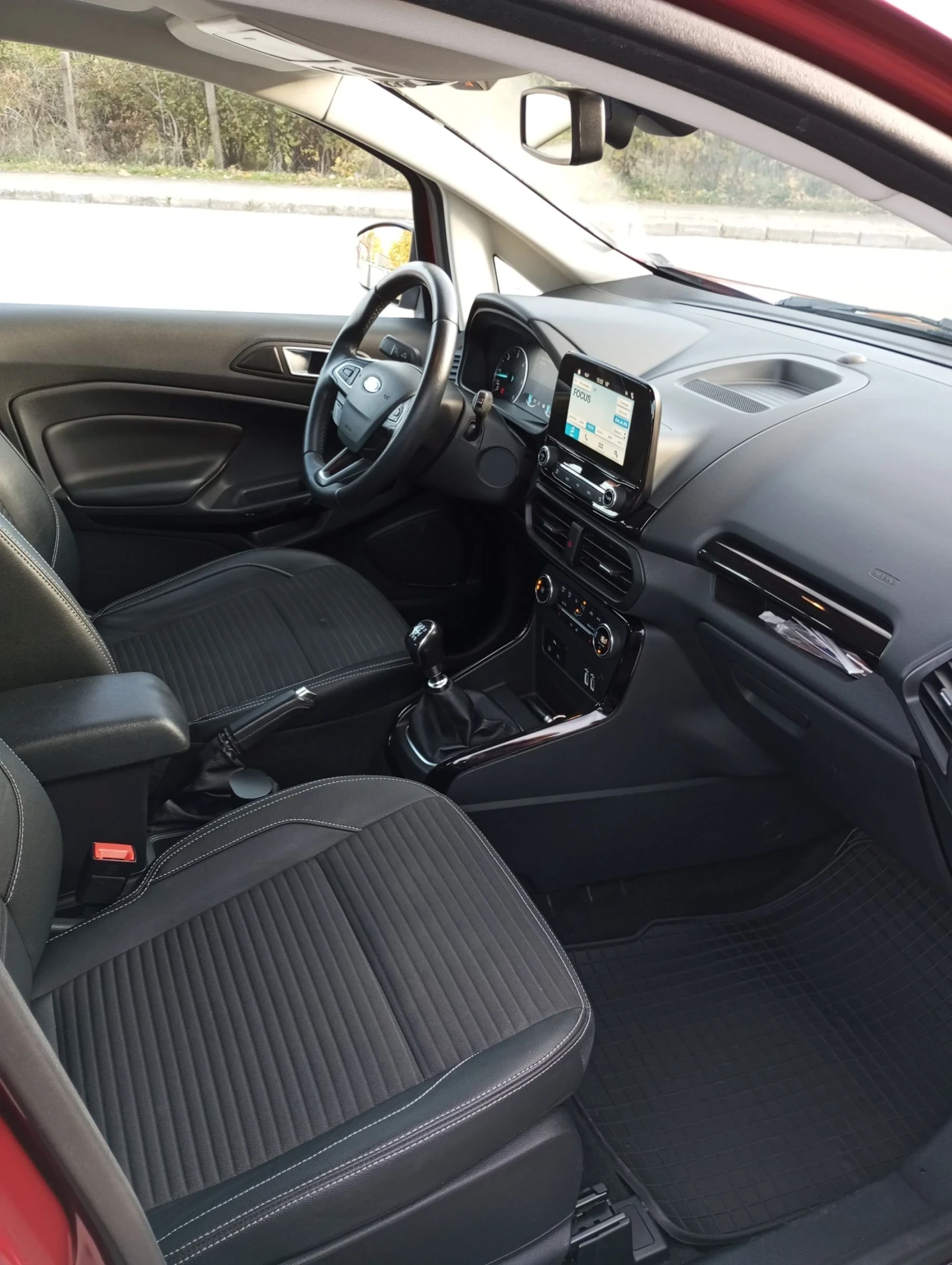 Ford EcoSport 1.5TDCI - изображение 7