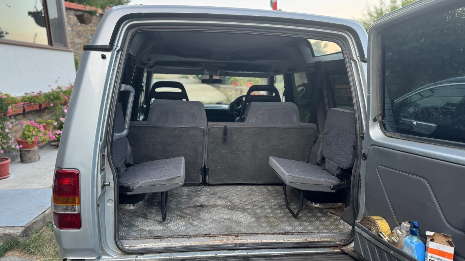 Land Rover Discovery 2.5TDI 2 броя 1 и 2 - изображение 8