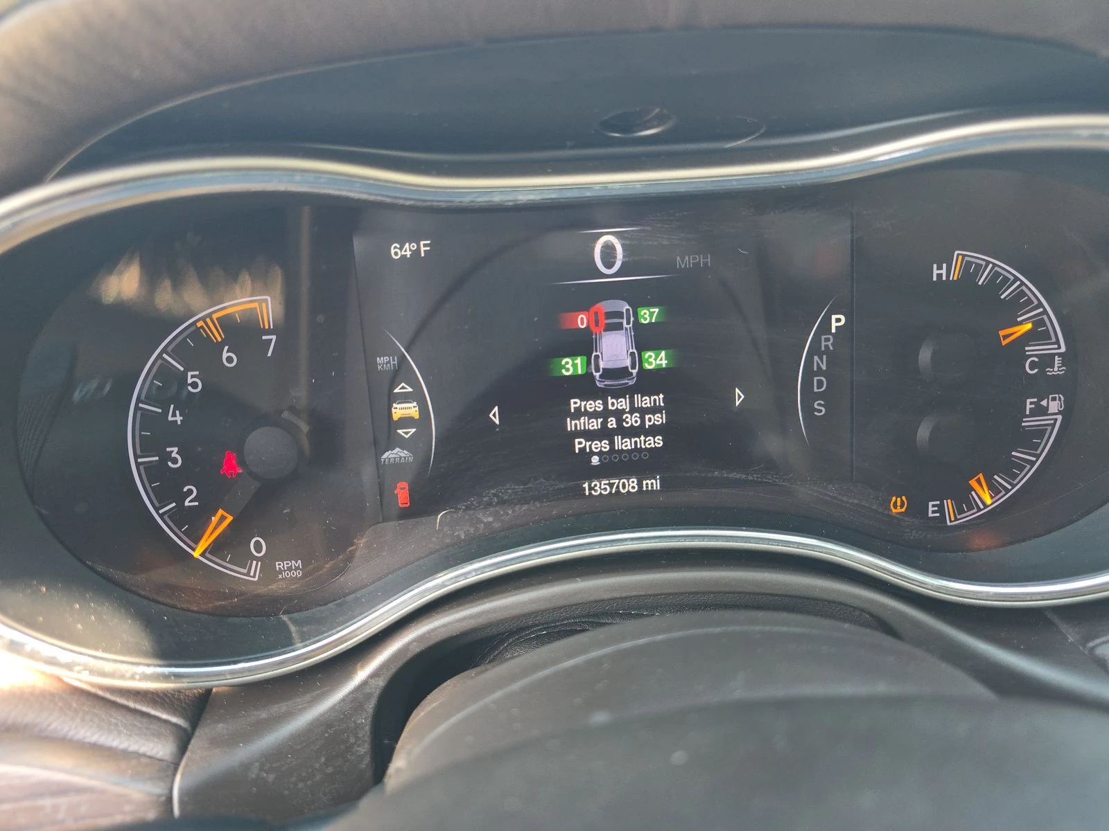 Jeep Grand cherokee 5.7* V8* 8ZF* ПОДГРЕВ* КАМЕРА* КЕЙЛЕС* LANE* ASSIS - изображение 10