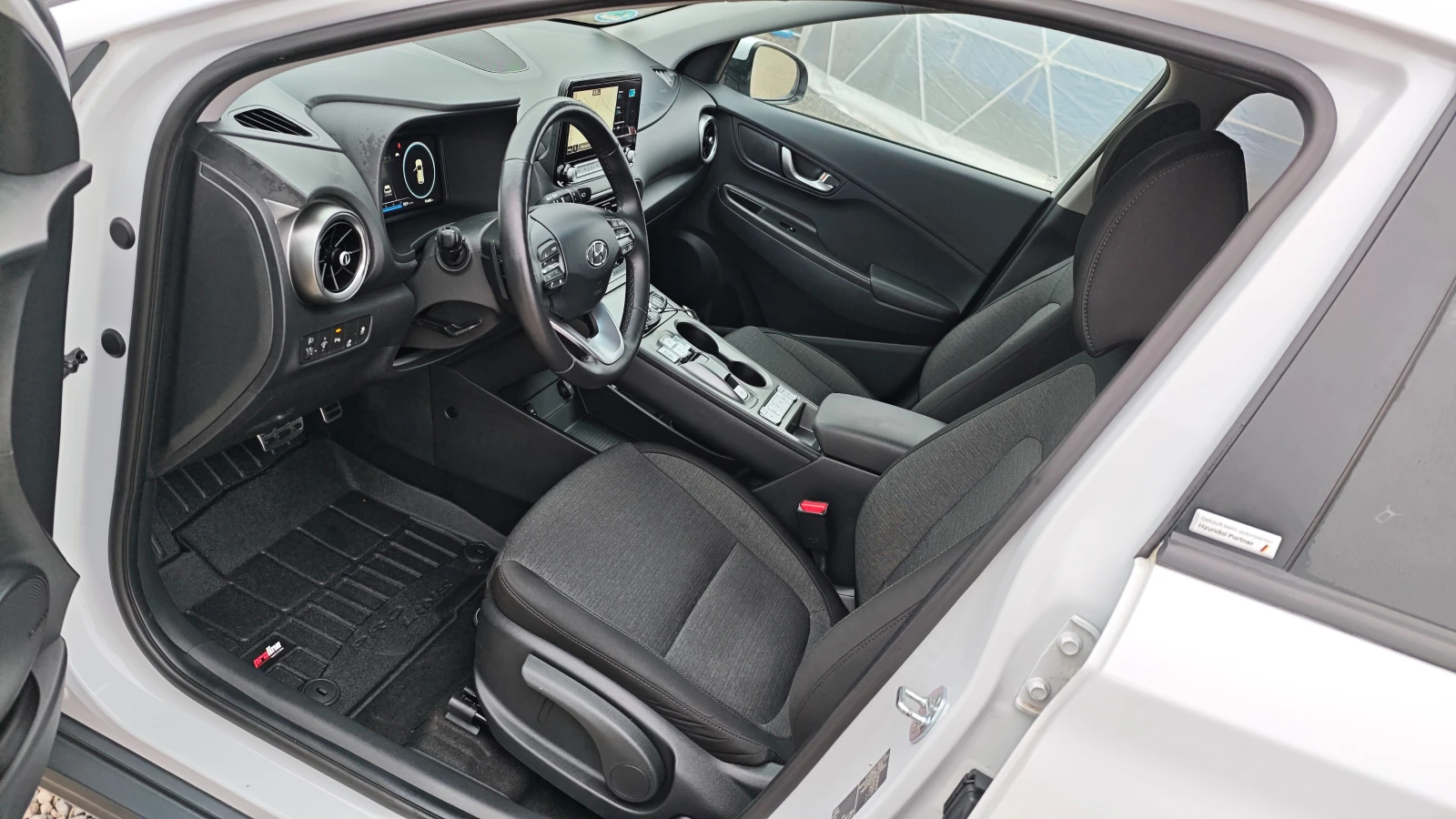 Hyundai Kona ���������� �� �������� �� ���� � ������ �� HYUNDAI | Mobile.bg � ����������� 13