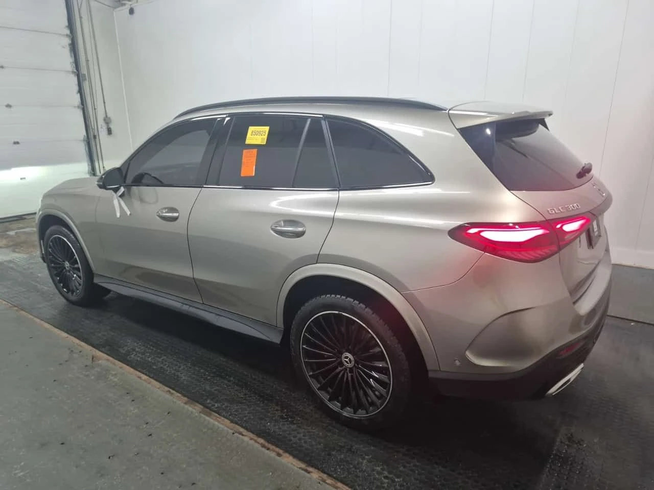 Mercedes-Benz GLC 300 ��������� ����������* �����* ��������* CARFAX *  | Mobile.bg � ����������� 4