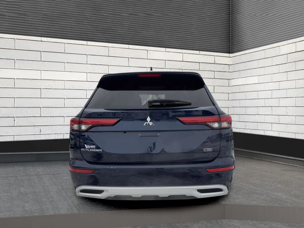 Mitsubishi Outlander SE S-AWC, снимка 5 - Автомобили и джипове - 53920004