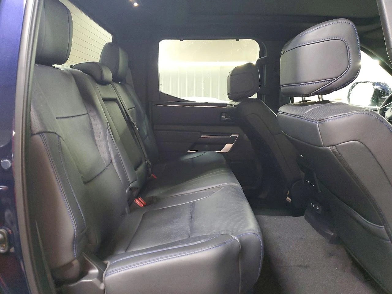 Toyota Tundra 3.4l Crewmax Platinum, снимка 10 - Автомобили и джипове - 53965529