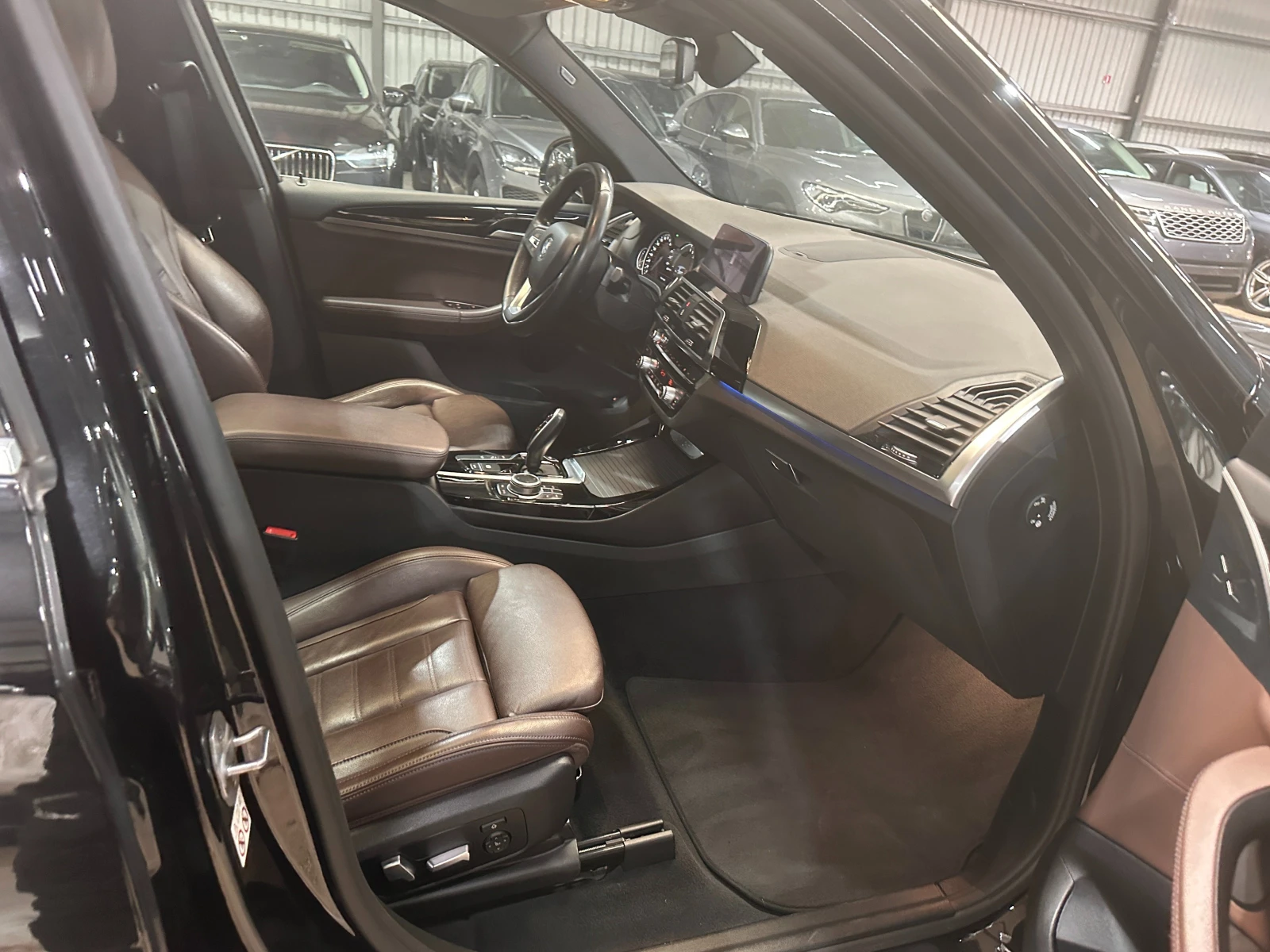 BMW X3  30e - Хибрид, снимка 11 - Автомобили и джипове - 54277318