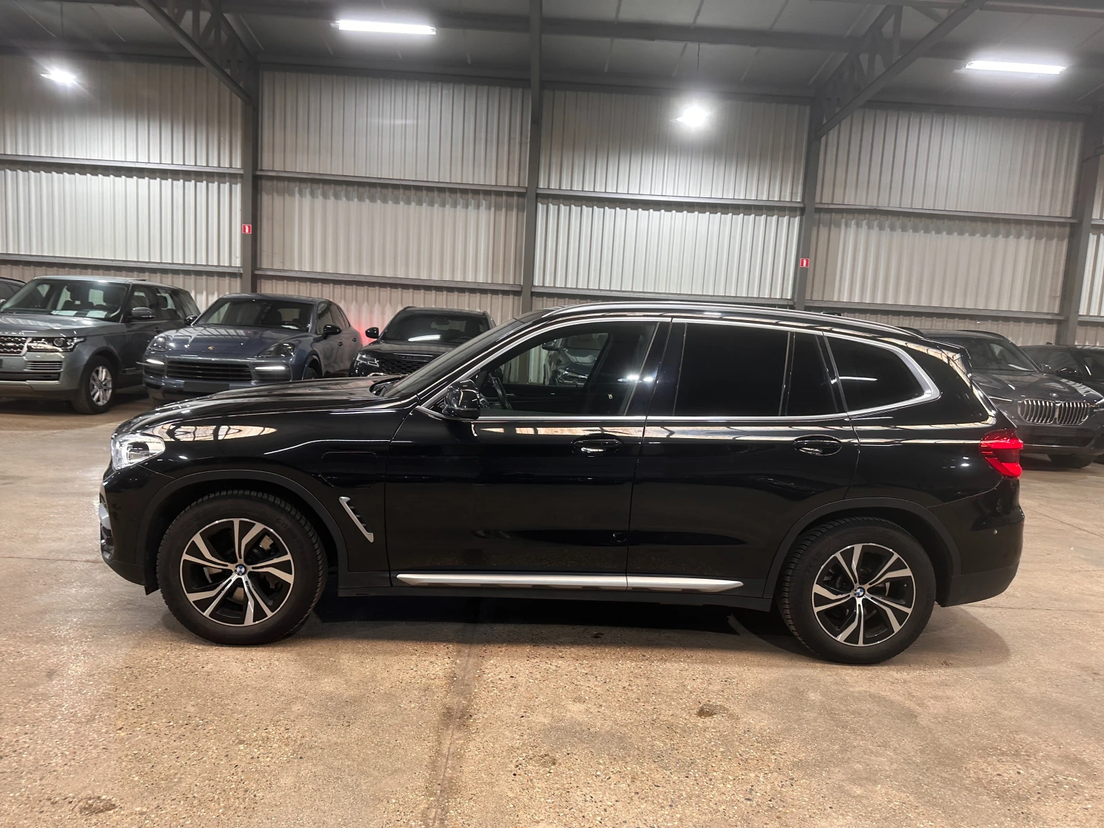 BMW X3  30e - Хибрид, снимка 4 - Автомобили и джипове - 54277318