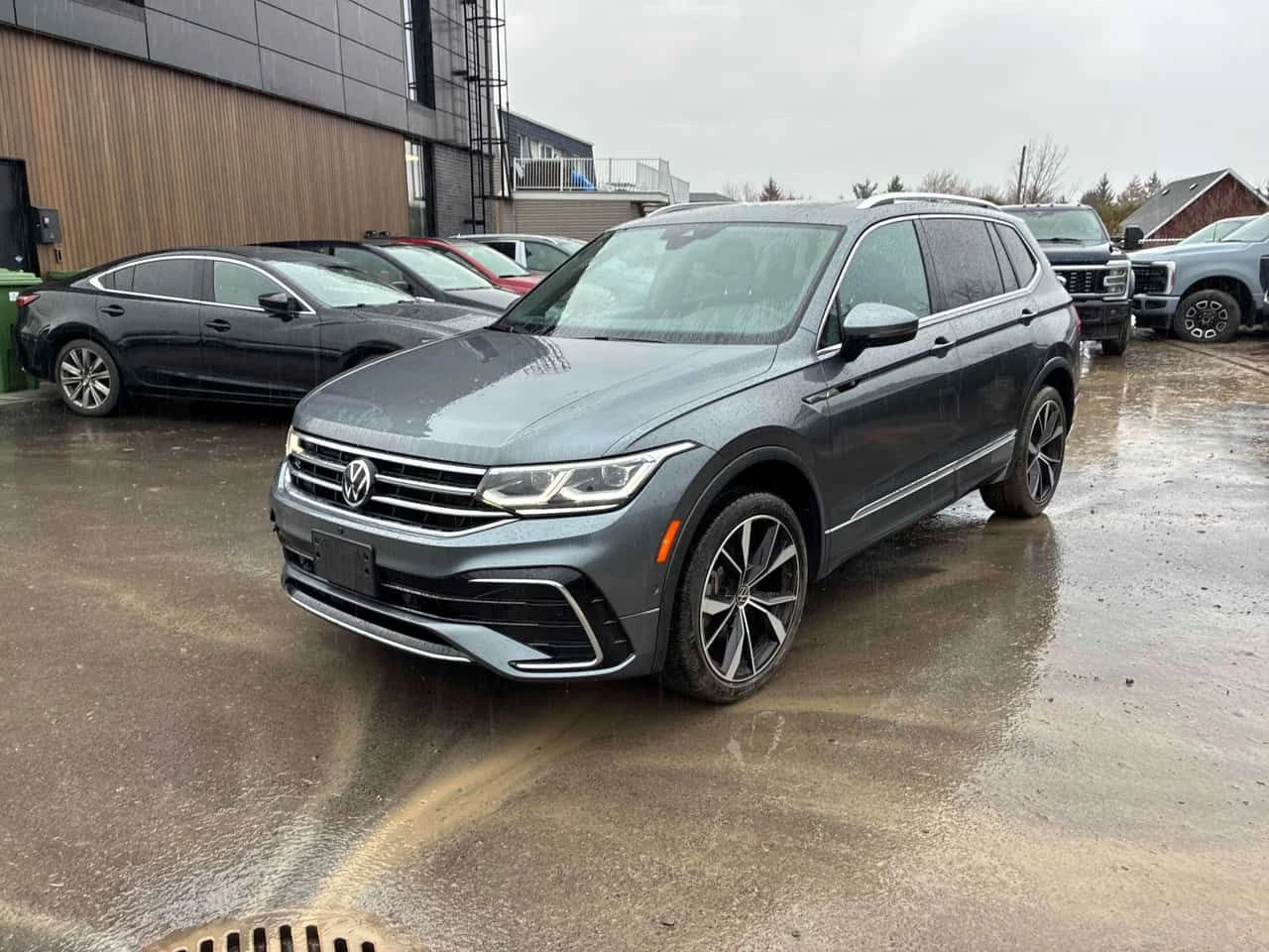 VW Tiguan Highline R Line /FENDER/360/���������/�������  | Mobile.bg � ����������� 17