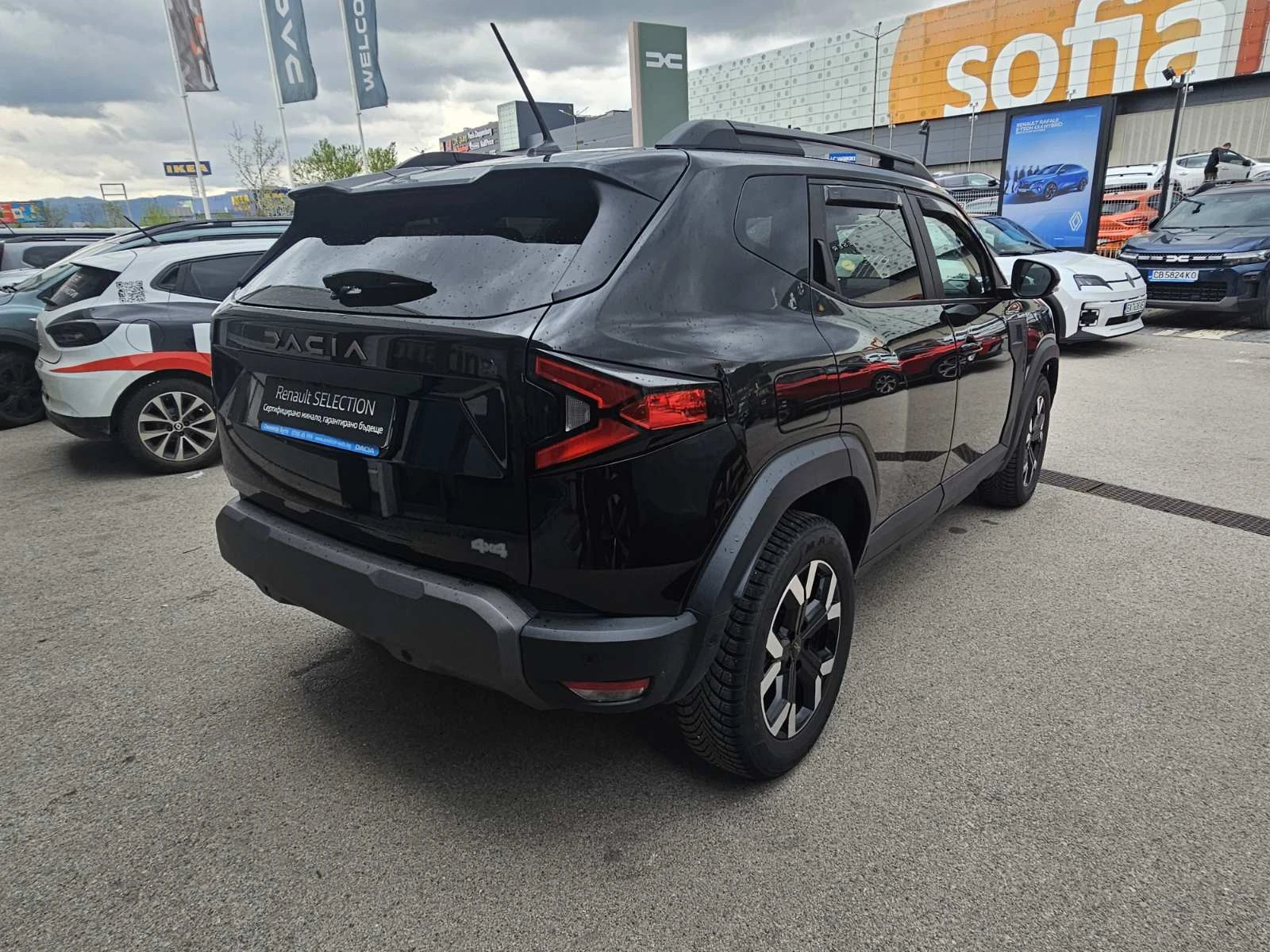 Dacia Duster 1.0 TCe 100 LPG 4x4, снимка 5 - Автомобили и джипове - 54358835