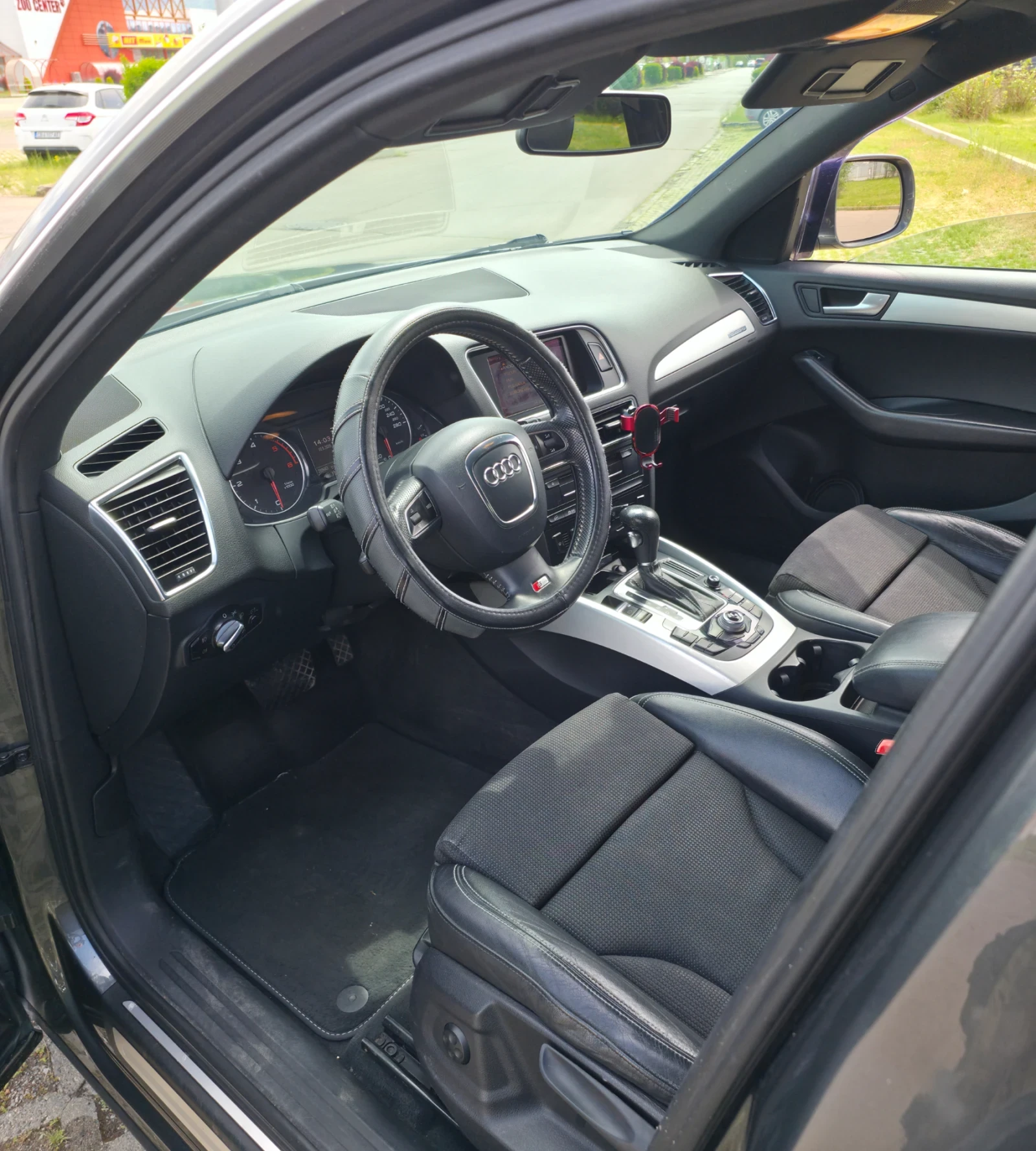 Audi Q5 3.0 D, снимка 6 - Автомобили и джипове - 54492592