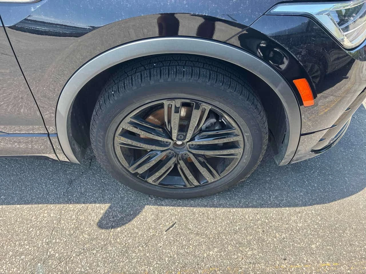 VW Tiguan | ПОДГРЕВ | ДИГИТАЛНО ТАБЛО | CARFAX | ПАНОРАМА | , снимка 7 - Автомобили и джипове - 55167646