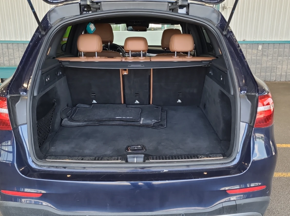 Mercedes-Benz GLC 43 AMG 69k km* 4MATIC* Burmerster* Камера* Пано* ПЕРФЕКТН, снимка 11 - Автомобили и джипове - 55211075