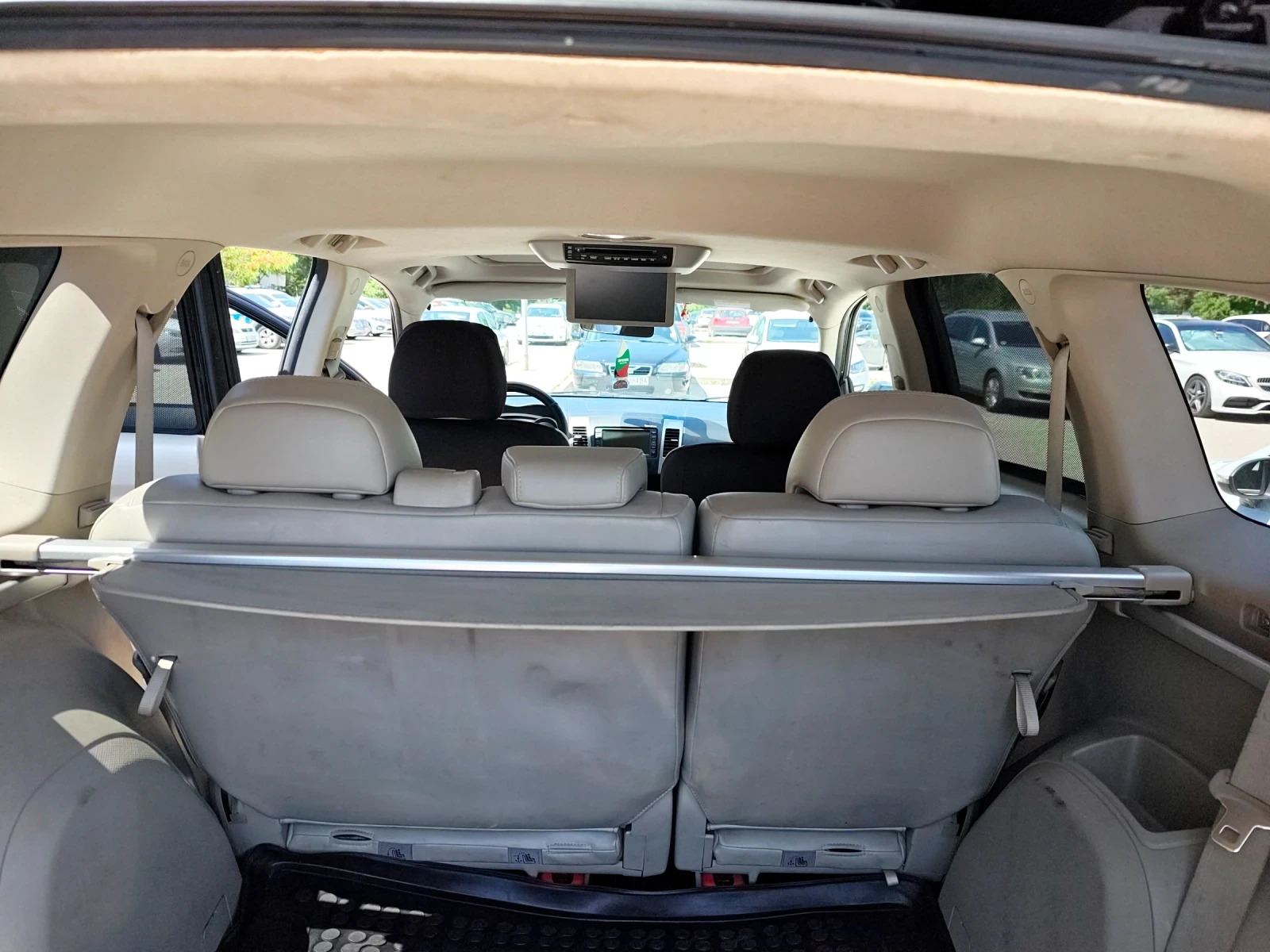 Mitsubishi Outlander, снимка 12 - Автомобили и джипове - 55529630