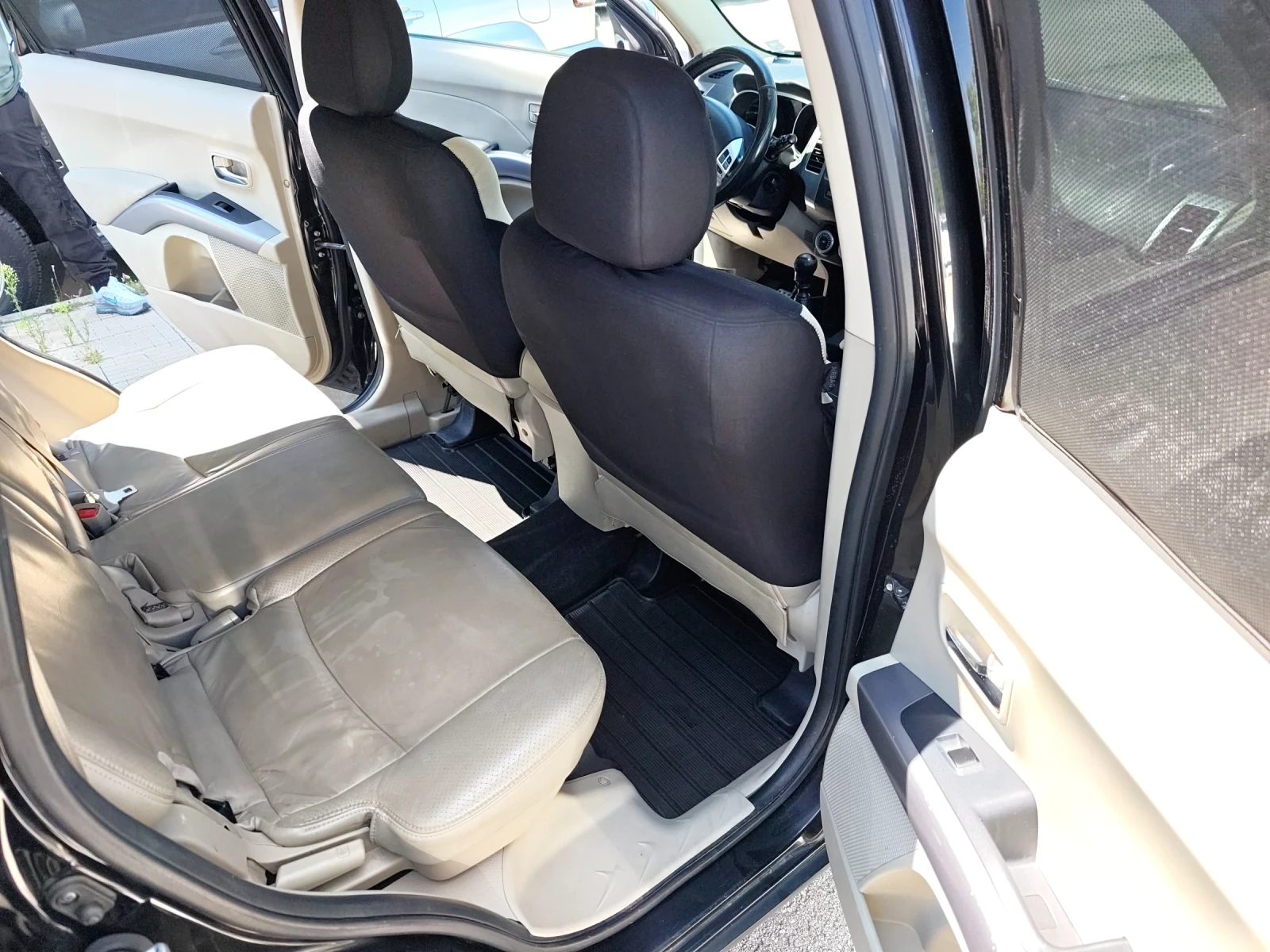 Mitsubishi Outlander, снимка 10 - Автомобили и джипове - 55529630
