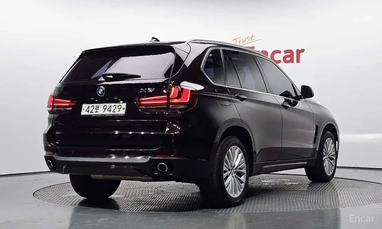 BMW X5 * xDrive 30d * CARFAX * ОПЦИЯ ЗА ФИНАНСИРАНЕ, снимка 2 - Автомобили и джипове - 55558695