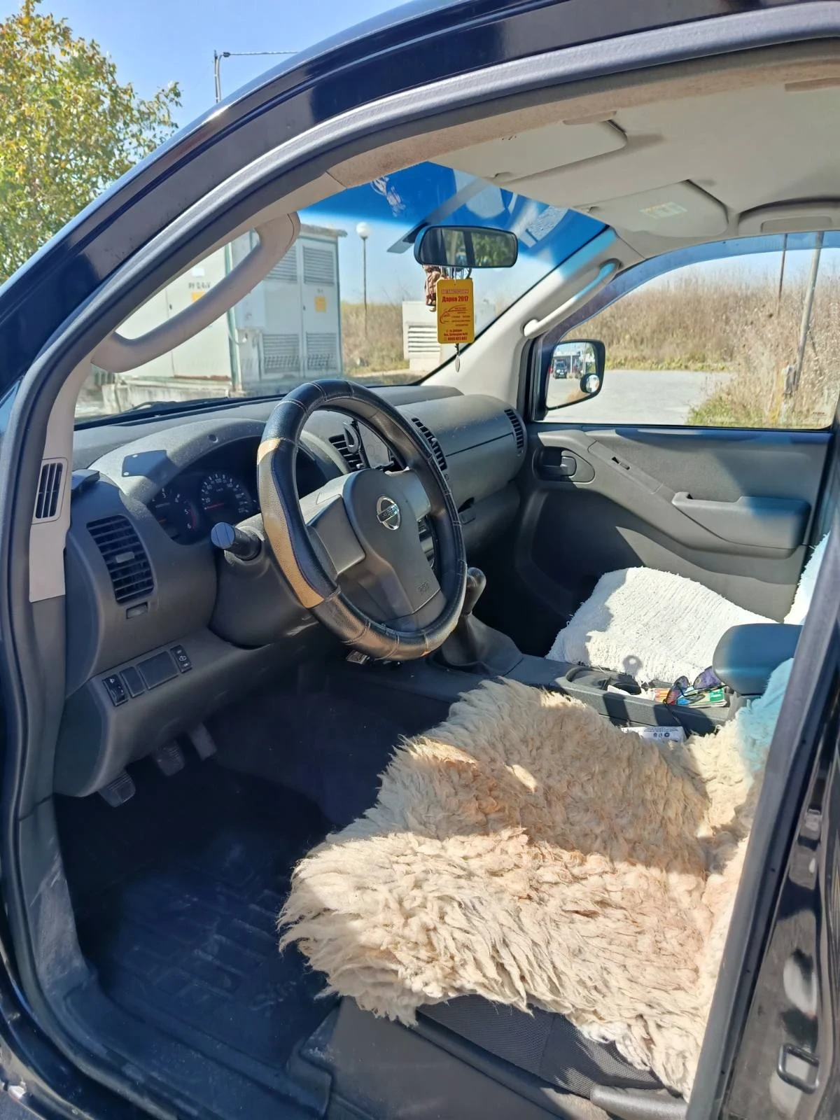 Nissan Navara, снимка 7 - Автомобили и джипове - 55931380