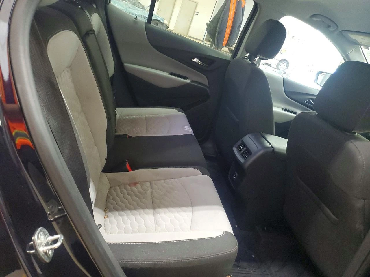 Chevrolet Equinox 1.5l Ls, снимка 11 - Автомобили и джипове - 56075802