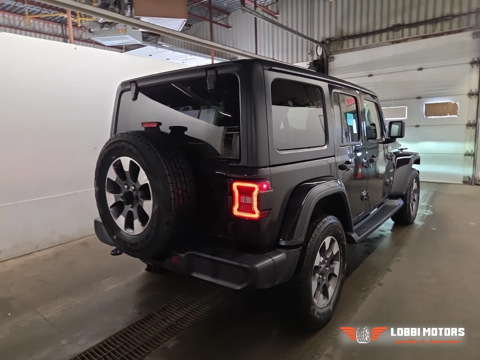 Jeep Wrangler, снимка 3 - Автомобили и джипове - 56102602