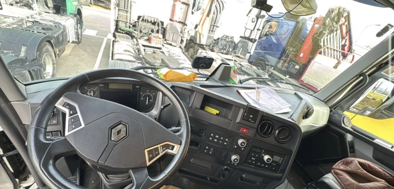 Renault T, снимка 3 - Камиони - 53565943