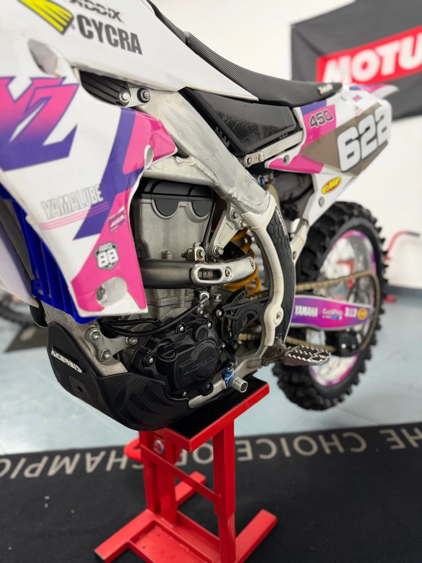 Yamaha Yzf 450 /Ohlins /X-trig /Fmf /Haan Wheel / Bluetooth, снимка 7 - Мотоциклети и мототехника - 55343686