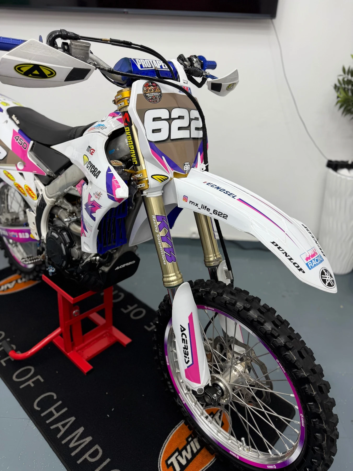 Yamaha Yzf 450 /Ohlins /X-trig /Fmf /Haan Wheel / Bluetooth, снимка 4 - Мотоциклети и мототехника - 55343686