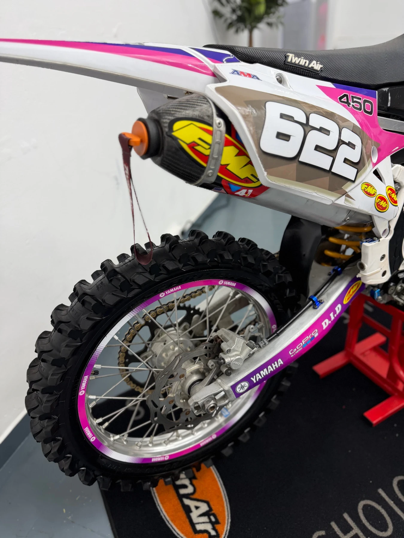Yamaha Yzf 450 /Ohlins /X-trig /Fmf /Haan Wheel / Bluetooth, снимка 5 - Мотоциклети и мототехника - 55343686