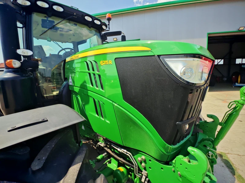 Трактор John Deere 6215R лизинг с първоначална вноска 20%, снимка 11 - Селскостопанска техника - 51315118