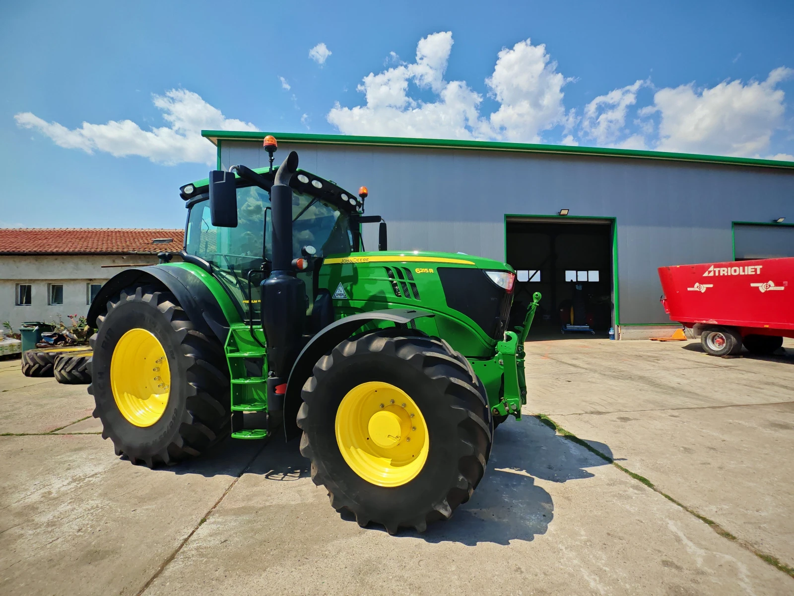  John Deere 6215R     20% | Mobile.bg   1