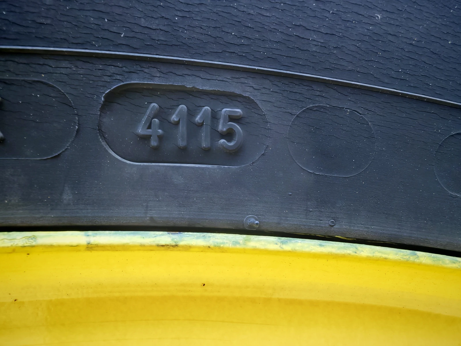  John Deere 6215R     20% | Mobile.bg   12