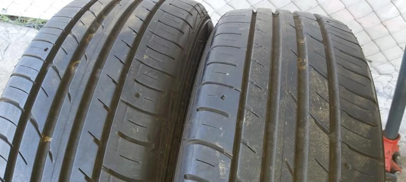 Гуми Летни 205/60R15, снимка 2 - Гуми и джанти - 30392771