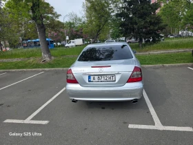 Mercedes-Benz E 320, снимка 2