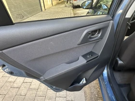 Toyota Auris, снимка 13