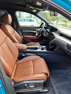 Audi E-Tron 55 , снимка 15