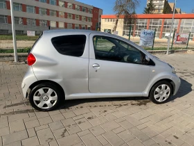 Toyota Aygo 1.0 бензин, снимка 8