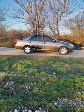 Toyota Camry - 2800 € / 5476.32 лв. - 17784414 2