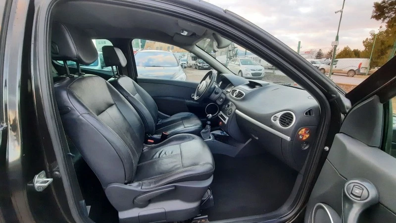 Renault Clio 1.5dci КОЖА 110kc., снимка 10 - Автомобили и джипове - 44329923