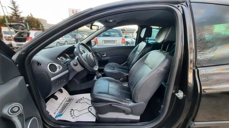 Renault Clio 1.5dci КОЖА 110kc., снимка 8 - Автомобили и джипове - 44329923