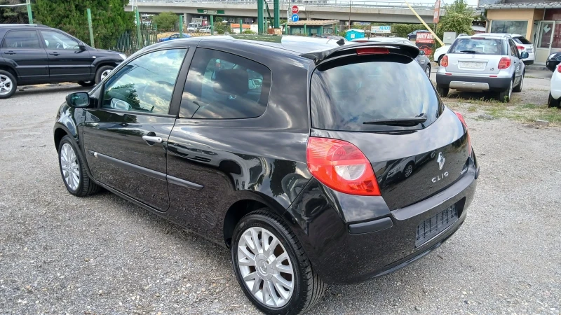 Renault Clio 1.5dci КОЖА 110kc., снимка 5 - Автомобили и джипове - 44329923