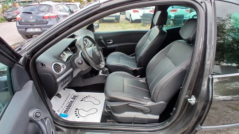 Renault Clio 1.5dci КОЖА 110kc., снимка 8 - Автомобили и джипове - 44329923