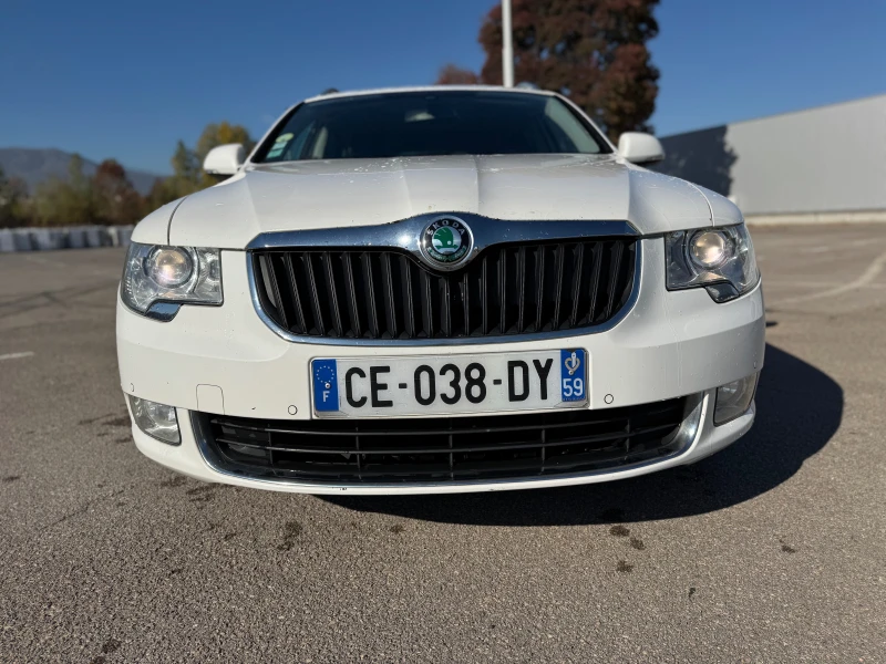 Skoda Superb 2.0TDI-DSG-NAVI, снимка 15 - Автомобили и джипове - 47548690