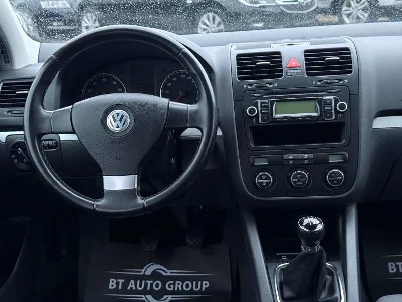 VW Golf 1.4i * * 159000km* ПЪЛНА СЕРВИЗНА ИСТОРИЯ* * , снимка 14 - Автомобили и джипове - 48326227