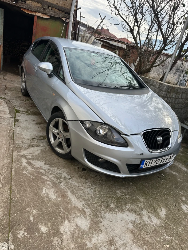 Seat Leon, снимка 1 - Автомобили и джипове - 48343362