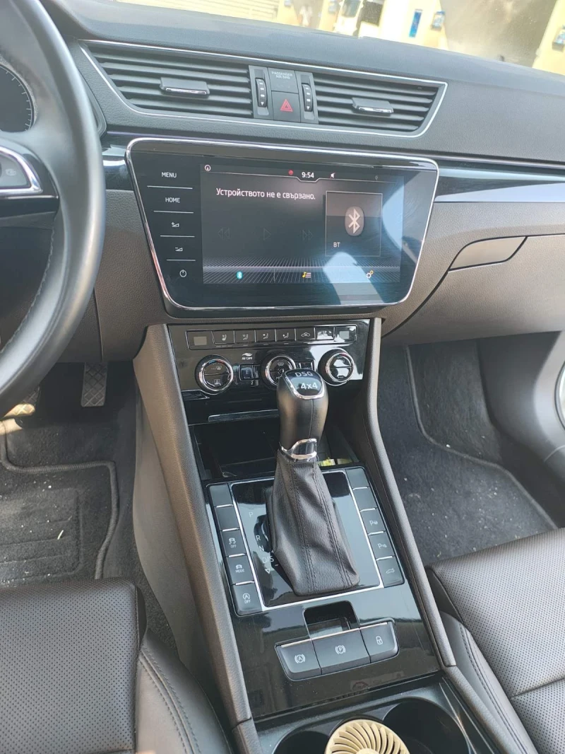 Skoda Superb 2.0 TDI LAURIN& KLEMENT 4x4 DSG AUTOMAT, снимка 9 - Автомобили и джипове - 50022909