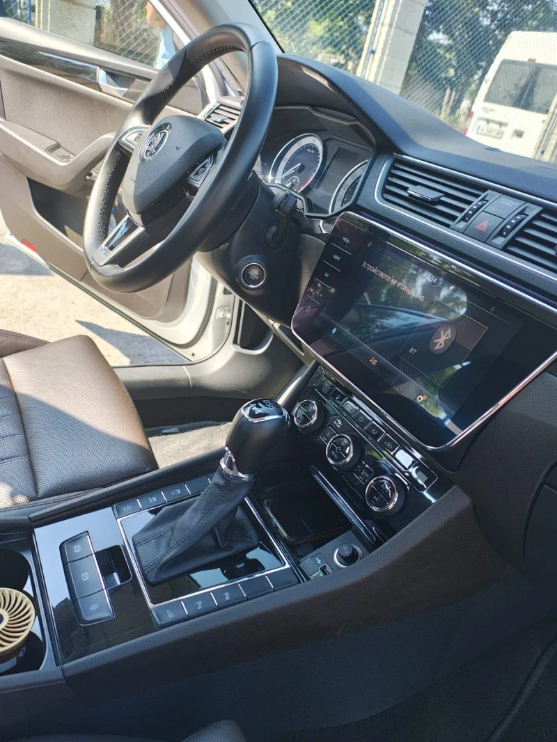 Skoda Superb 2.0 TDI LAURIN& KLEMENT 4x4 DSG AUTOMAT, снимка 7 - Автомобили и джипове - 50022909