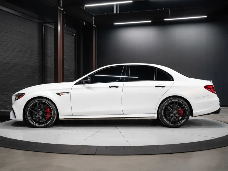 Mercedes-Benz E 63 AMG * AMG Line * HeadUp * * AвтоКредит* (ЦЕНА ДО БГ), снимка 6 - Автомобили и джипове - 53471723