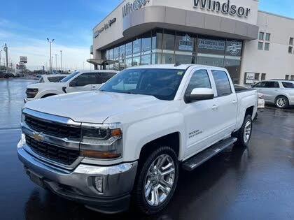 Chevrolet Silverado 1500 LT Crew Cab 4WD* АвтоКредит* (Цена до БГ) , снимка 4 - Автомобили и джипове - 53398246