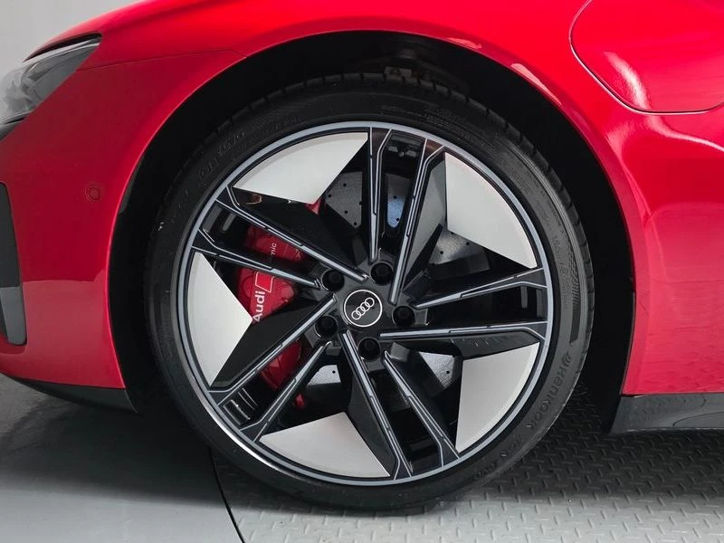 Audi E-Tron GT RS| 646к.с., снимка 5 - Автомобили и джипове - 56017129