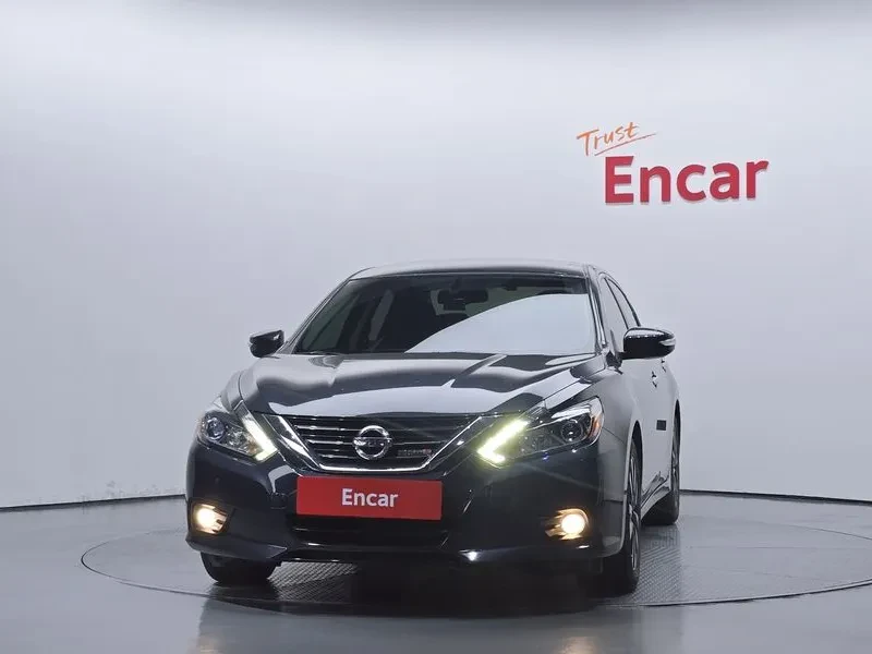 Nissan Altima 2.5 Smart L33, снимка 3 - Автомобили и джипове - 56304365